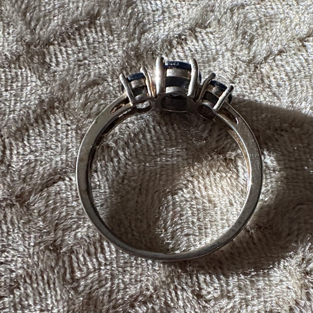 925 Sterling Silver Blue Sapphire Trio Ring - Picture 3 of 3